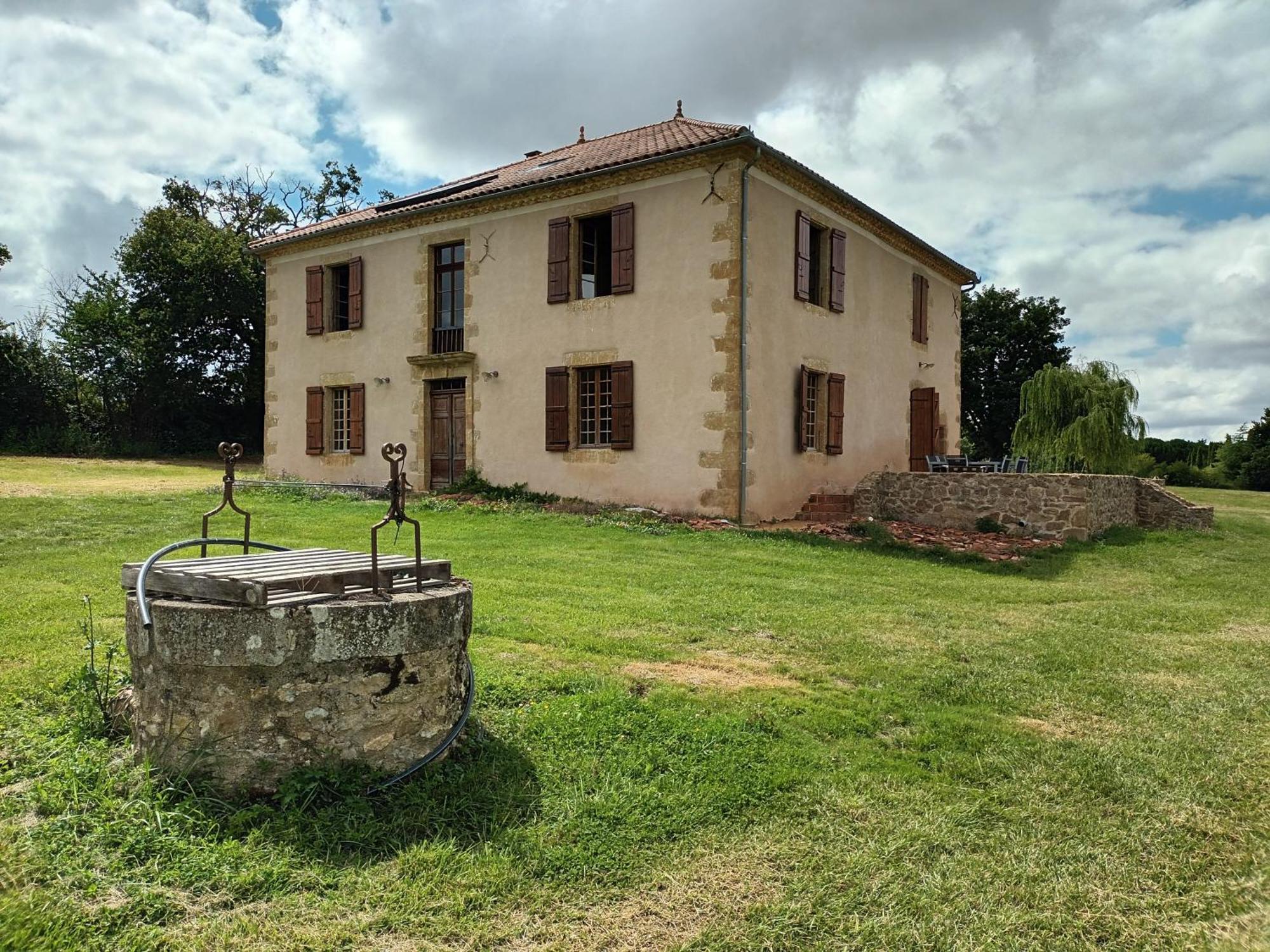 Maison Montesquiou Esterno foto